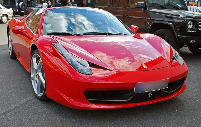 brand personality dan desain ferrari